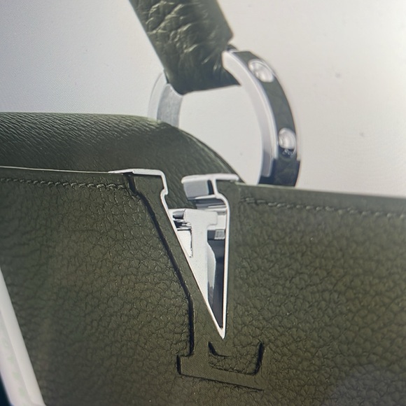 Louis Vuitton Capucines BB Tairillon Khaki Never worn - Picture 8 of 16